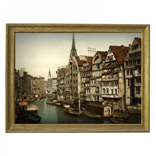 Картина обогреватель «Старый Гамбург» в рамке ПВХ 70X90 см. (0.5 кВт.)